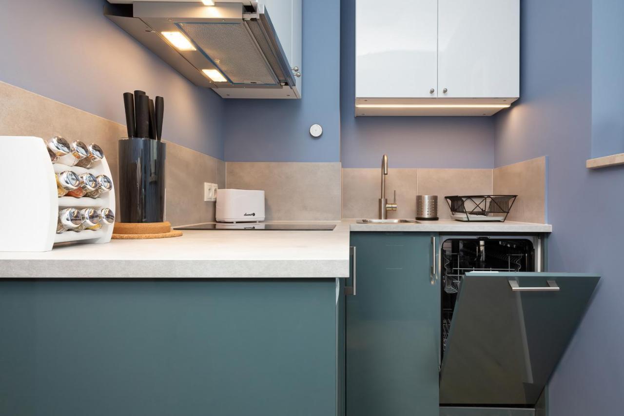 Apartments Warsaw Nowowiejska By Noclegi Renters 외부 사진